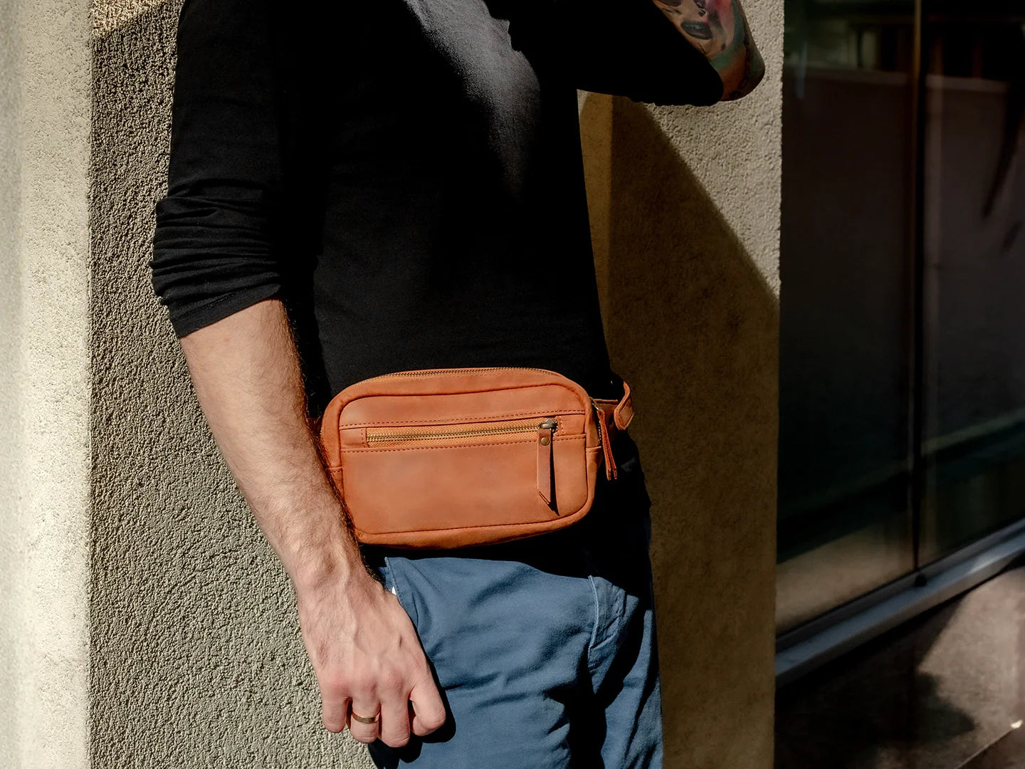 Quest – Leather Waist Bag Fanny Pack Bum Bag for Men and Women, Brown