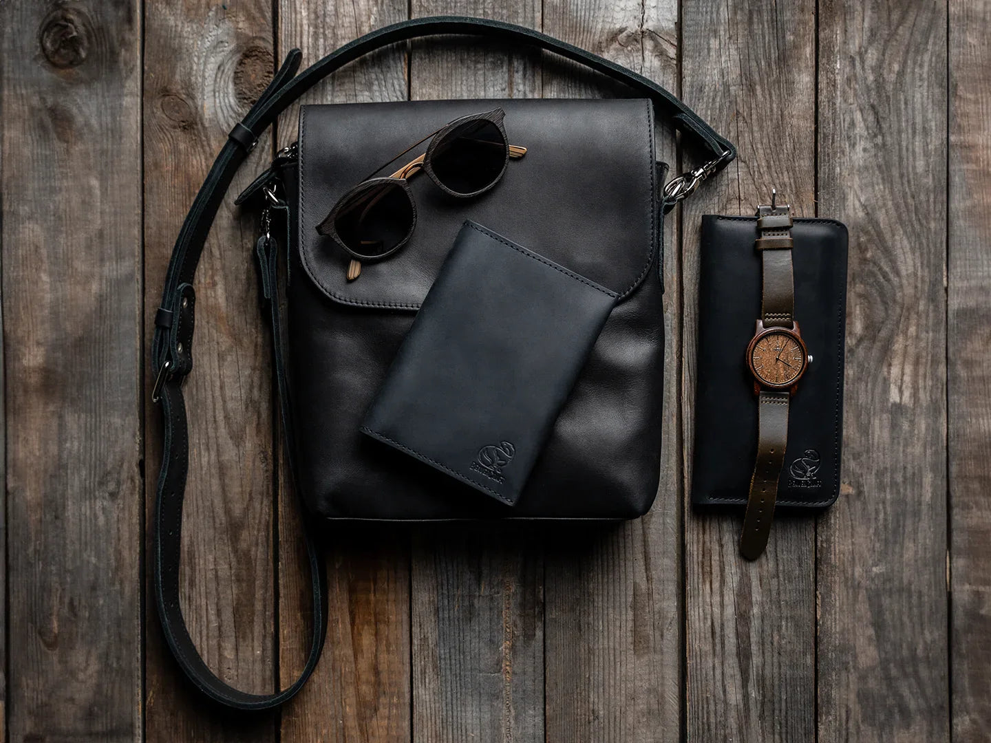 Grip Leather Flap Over Shoulder Bag for Men Black