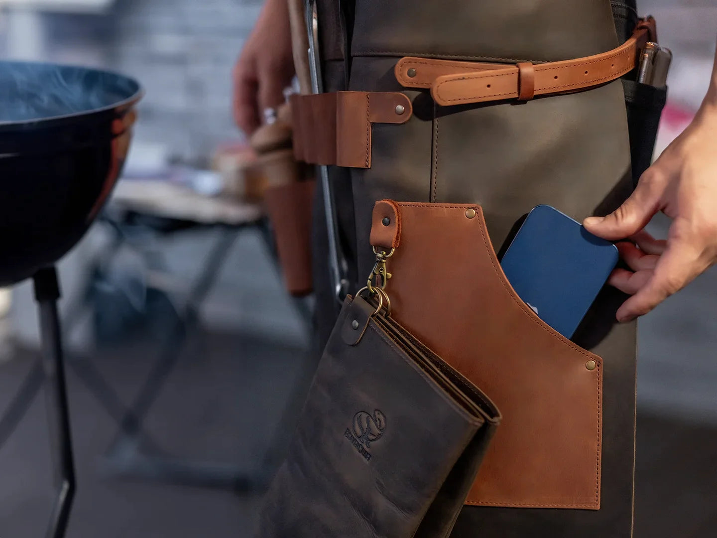 Hedonist – Crazy Horse Leather BBQ Apron, Brown
