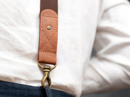 Carabiner for suspenders