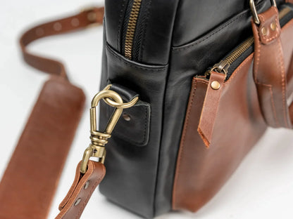 Leather bag carabiner